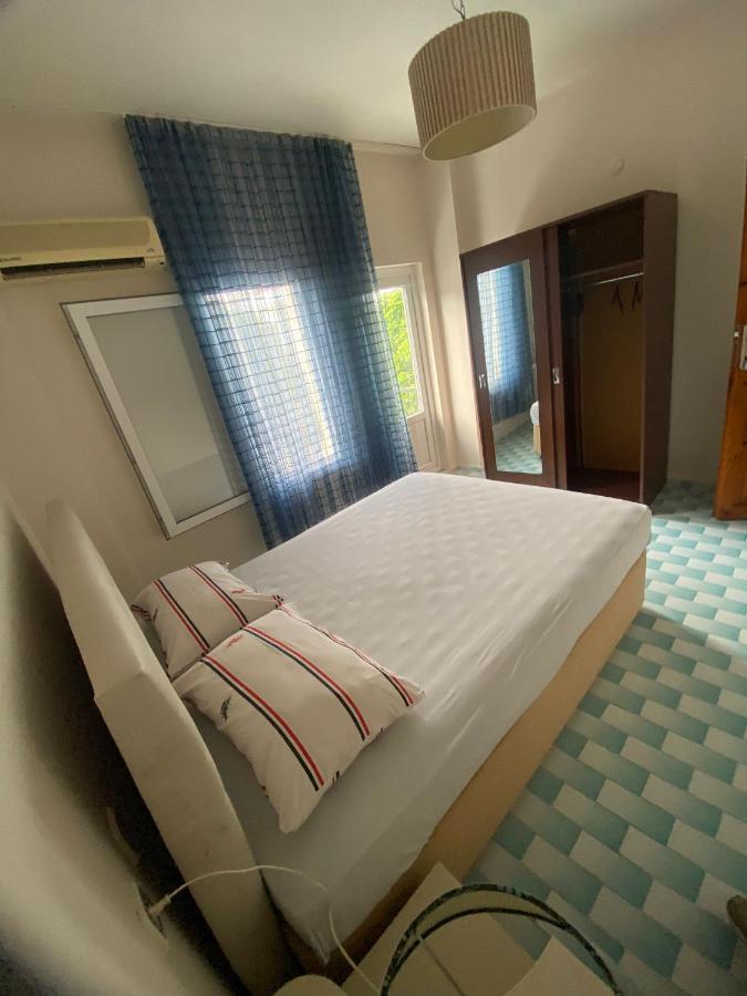 Hostel Adonis Bistro Cafe Bar Fethiye Zewnętrze zdjęcie